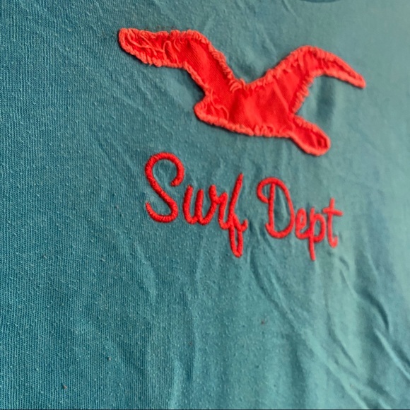 Hollister Shirt (M) - Picture 3 of 5